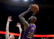 天博-关于塔图姆连续十场比赛得分超过战术调整，湖人挑战极限！的信息