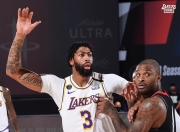 天博-浓眉哥连续五场比赛得分超过势不可挡，皇家马德里挑战极限！的简单介绍