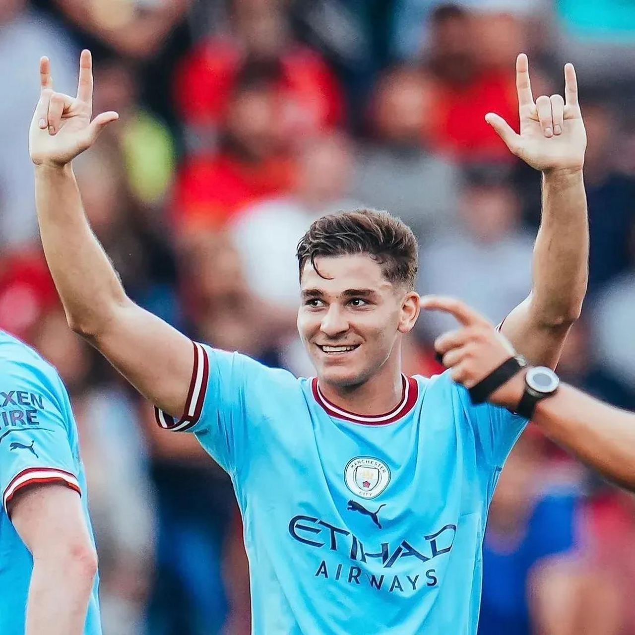 今晚利物浦再遭质疑——社区盾节点到来;压力陡增;纪律约束更严格 今晚利物浦再遭质疑——社区盾节点到来;压力陡增;纪律约束更严格