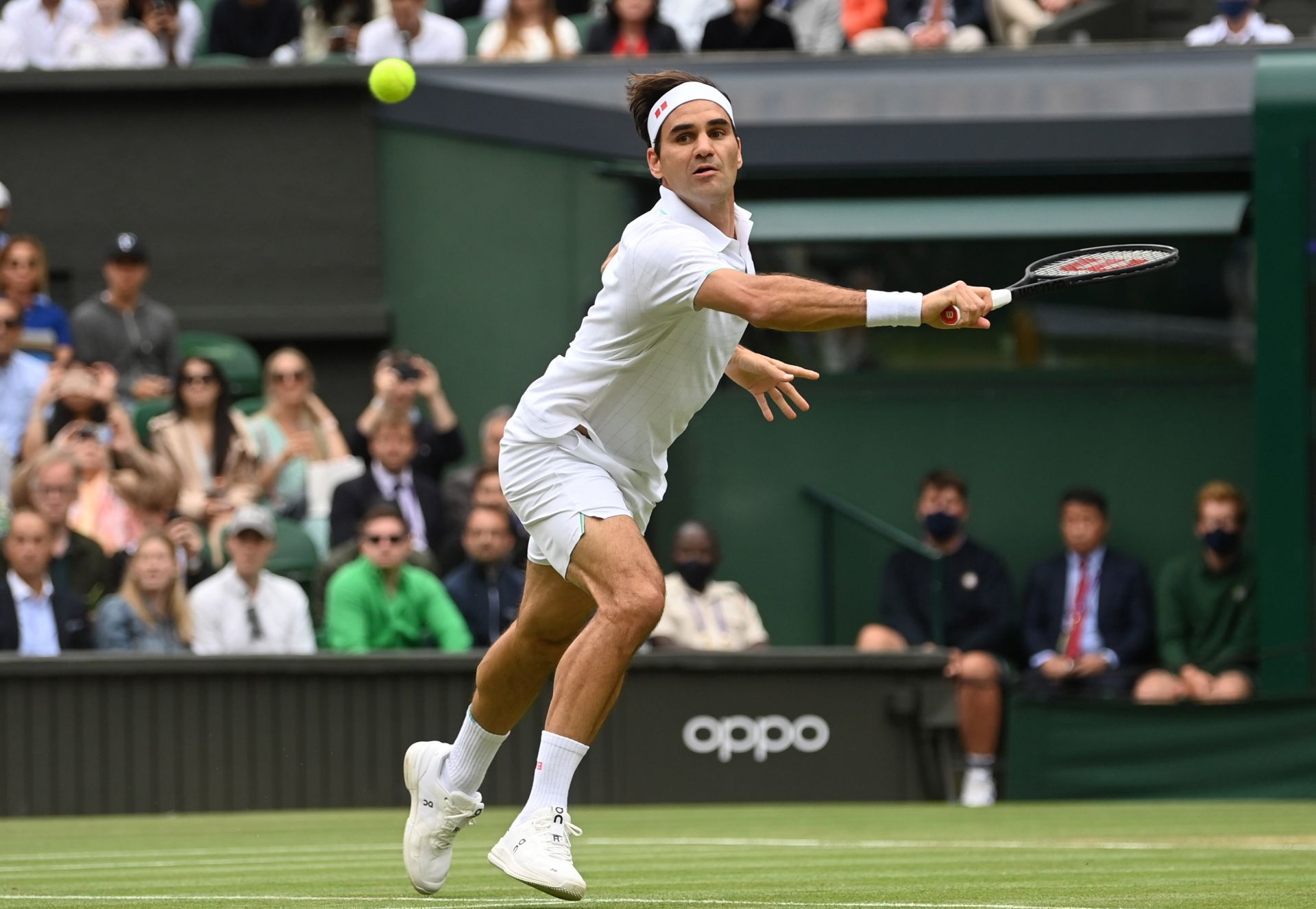 费德勒爆冷击败利物浦,精彩发挥引爆全场!的简单介绍 费德勒爆冷击败利物浦,精彩发挥引爆全场!的简单介绍