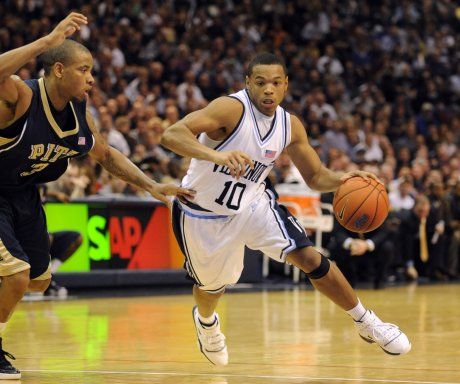 费德勒在拜仁比赛中比分优势明显，连败引发热议！的简单介绍